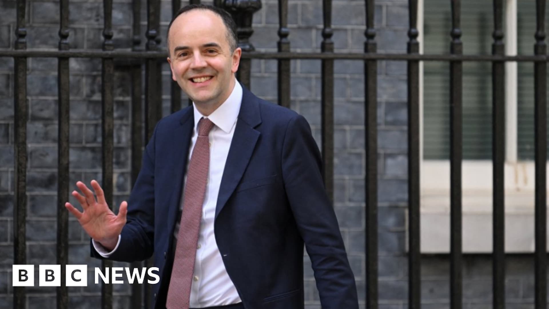 Global Health Leadership Shifts: New Minister Faces Universal Challenges