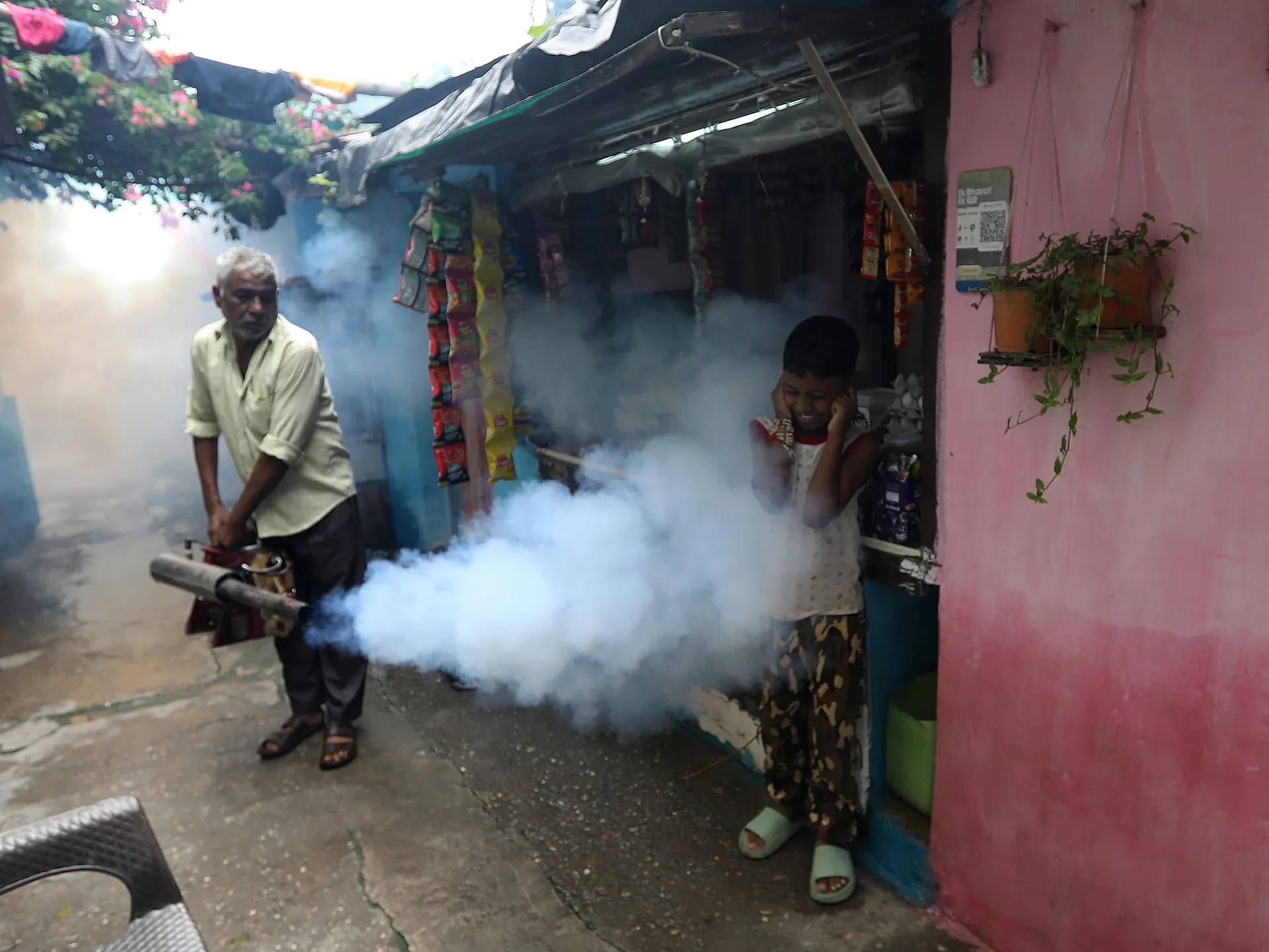 Global Health and Education Watch: Why India’s deadly dengue crisis is now no longer
