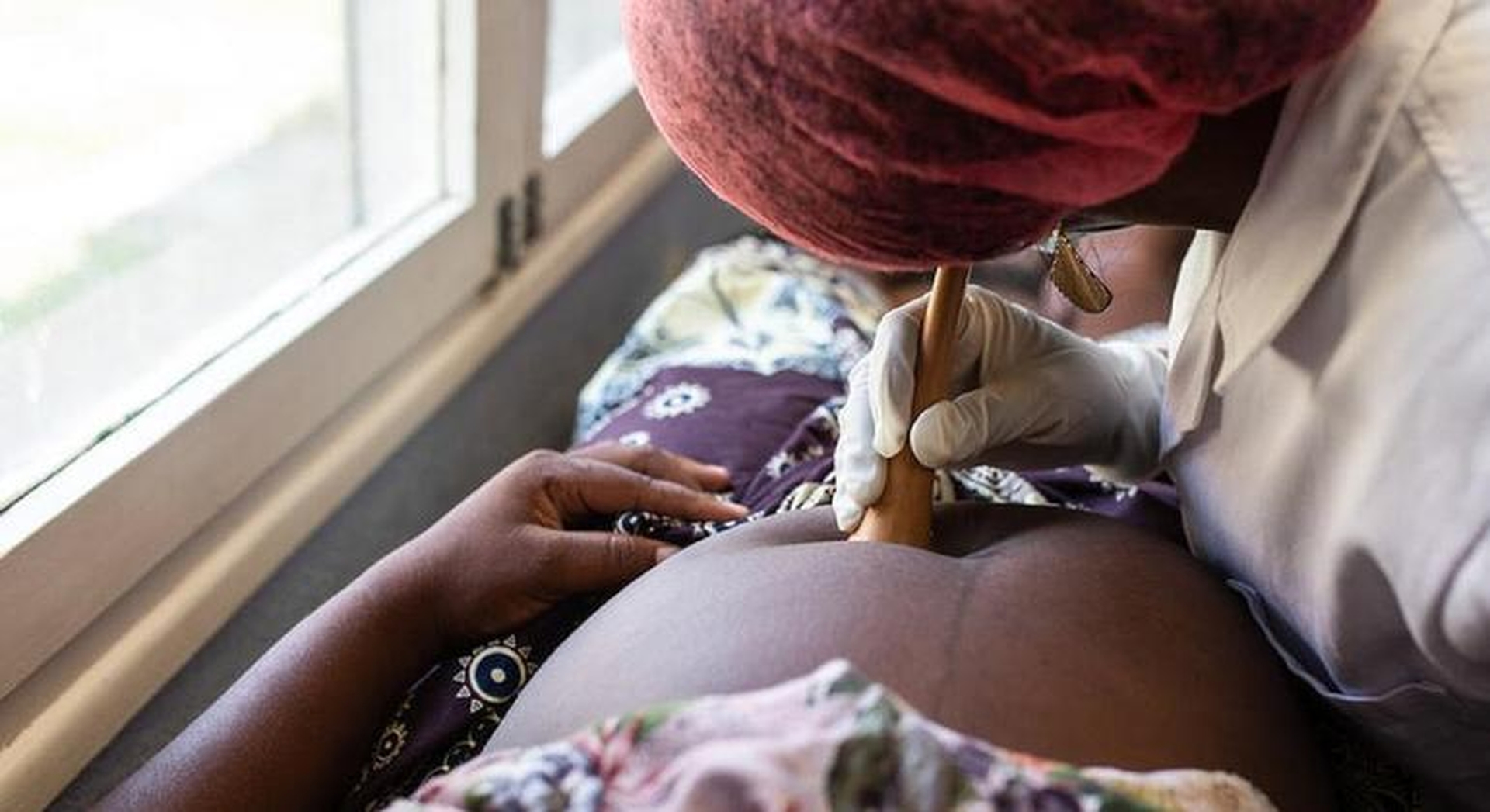 Global Health and Education Watch: Restoring dignity: Senegalese surgeon and Burundian foundation win reproductive