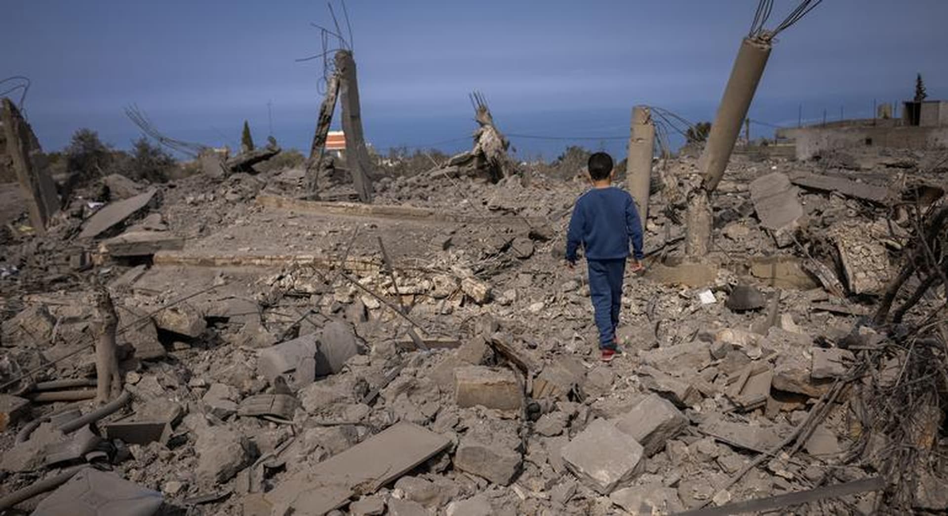 Global Health and Education Watch: Thousands prevented from returning home to southern Lebanon