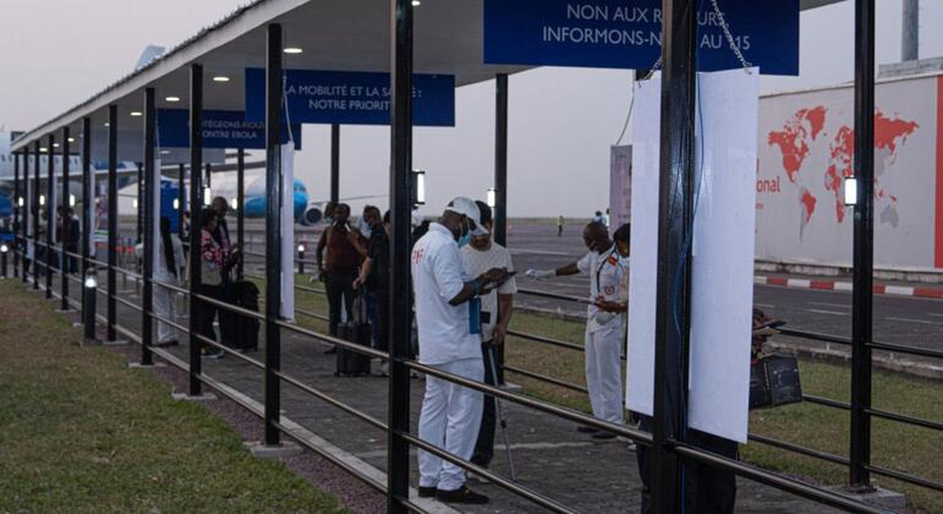 Global Health and Education Watch: Ebola deaths top 2,000 as scientists race to develop