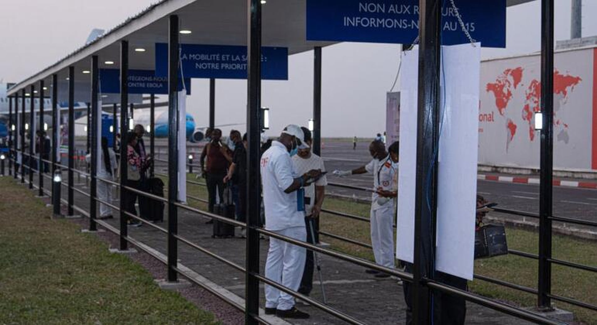 Global Health and Education Watch: Ebola deaths top 2,000 as scientists race to develop